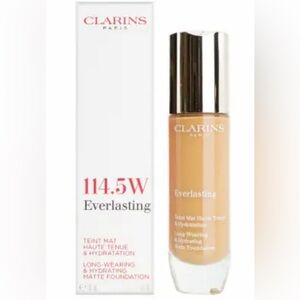 Clarins Everlasting Foundation 114.5W Full Size New in box Retail $48